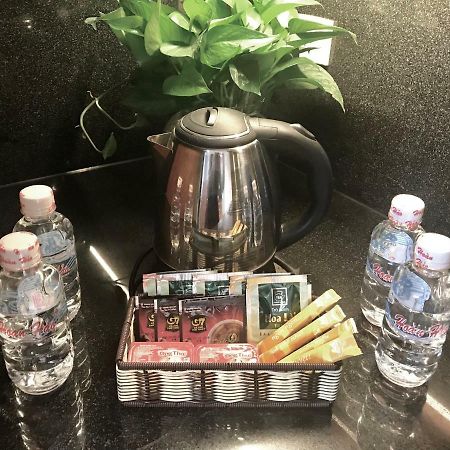 Downtown Retro Serviced Apartment 胡志明市 外观 照片